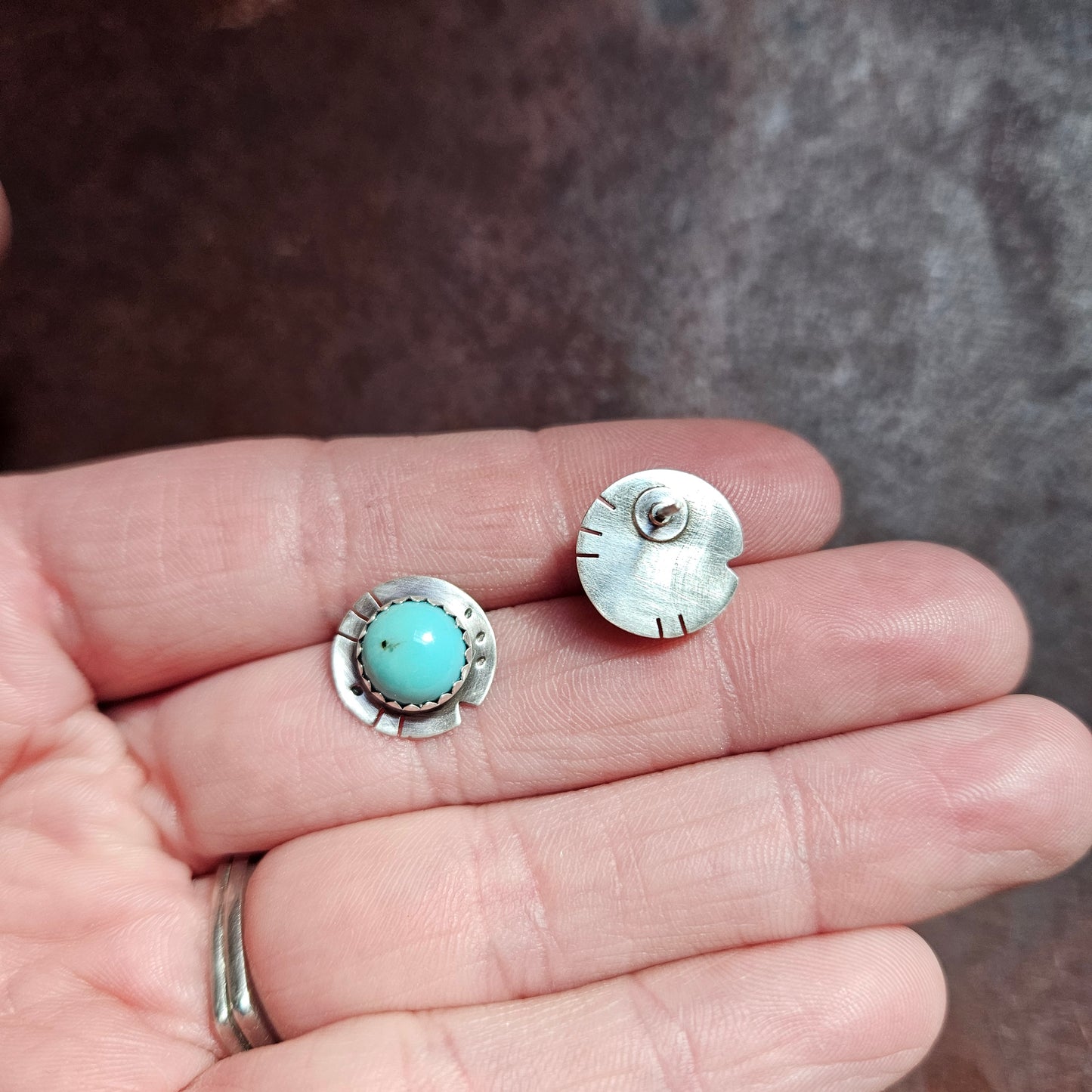 8mm Cut-Out Earrings